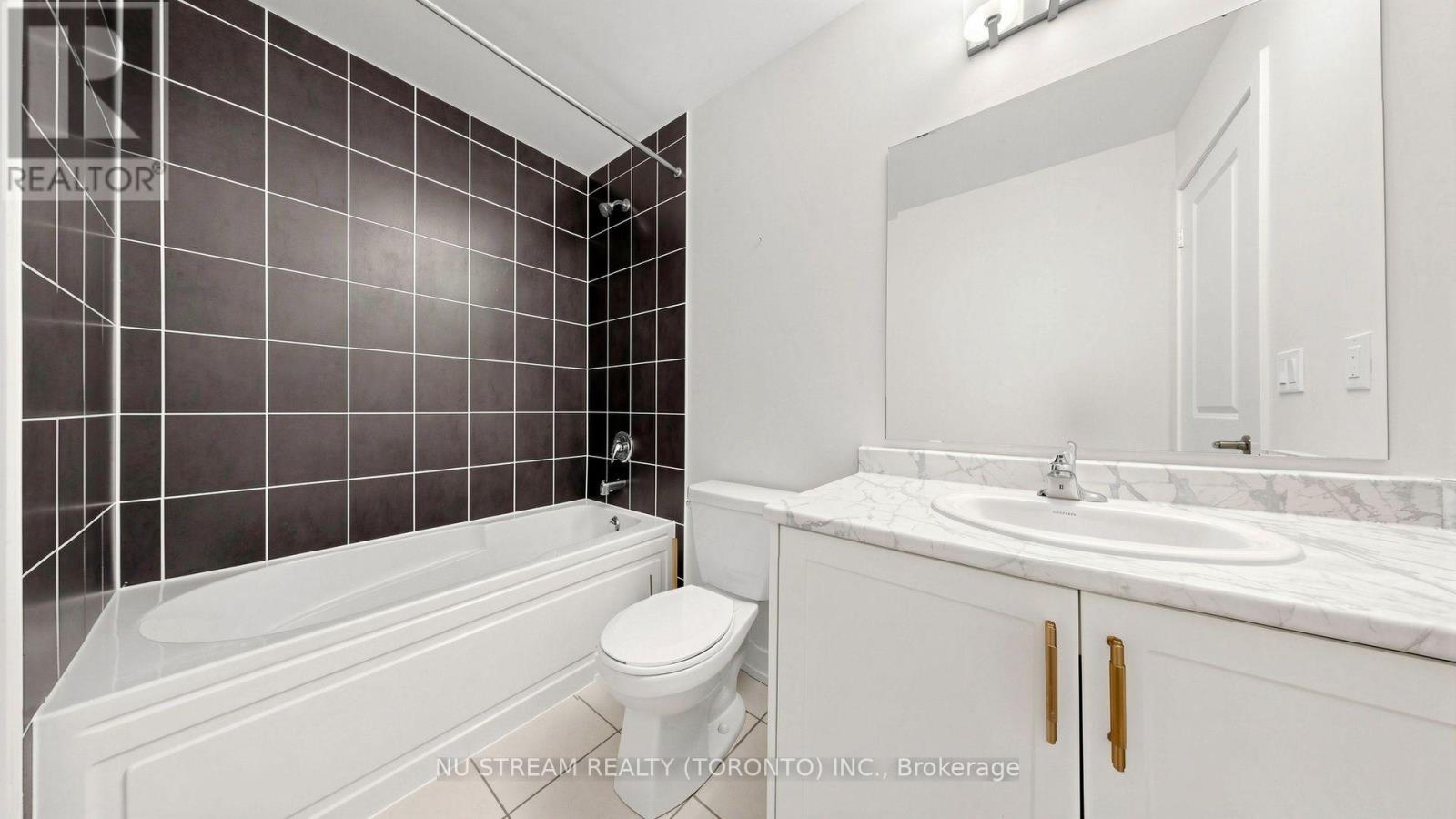 72 Ingersoll Lane, Richmond Hill, Ontario  L4E 1G9 - Photo 45 - N14104556