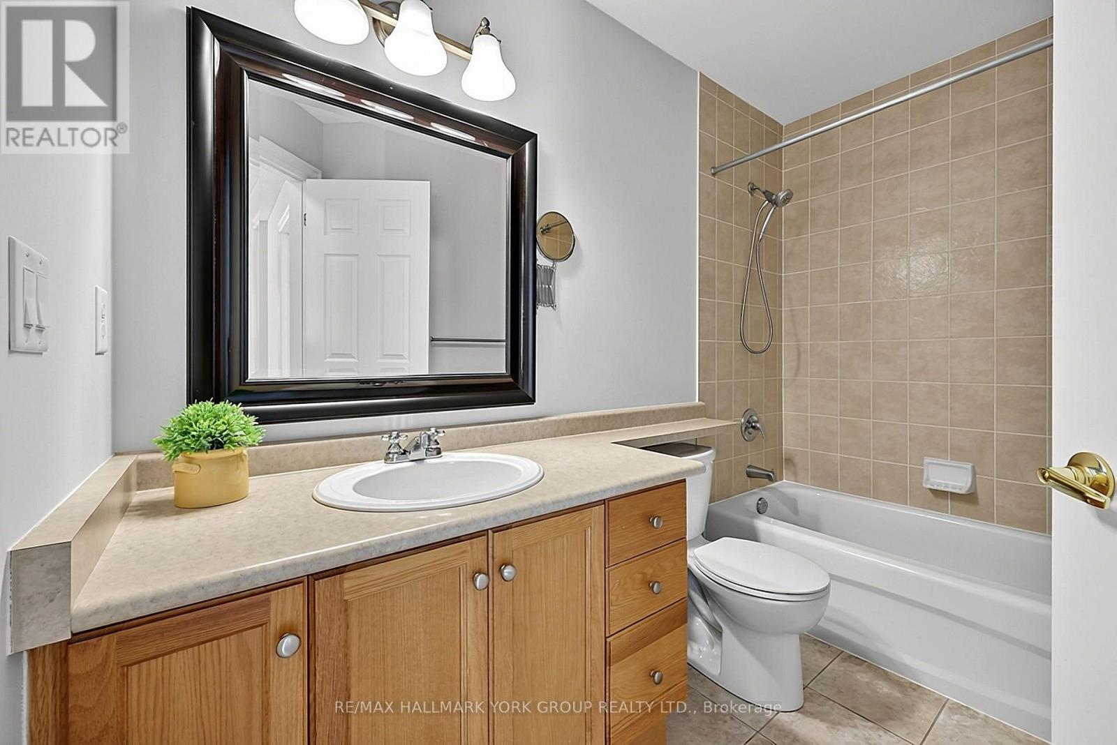 923 Creekfront Way, Newmarket, Ontario  L3Y 8T4 - Photo 11 - N14104564