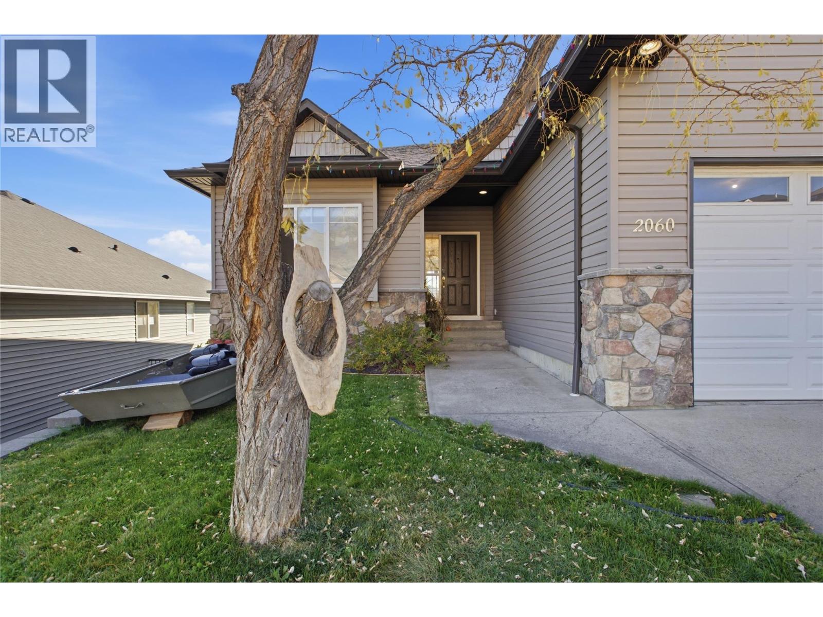 2060 Grasslands Boulevard, Kamloops, British Columbia  V2B 0A6 - Photo 61 - 10404286