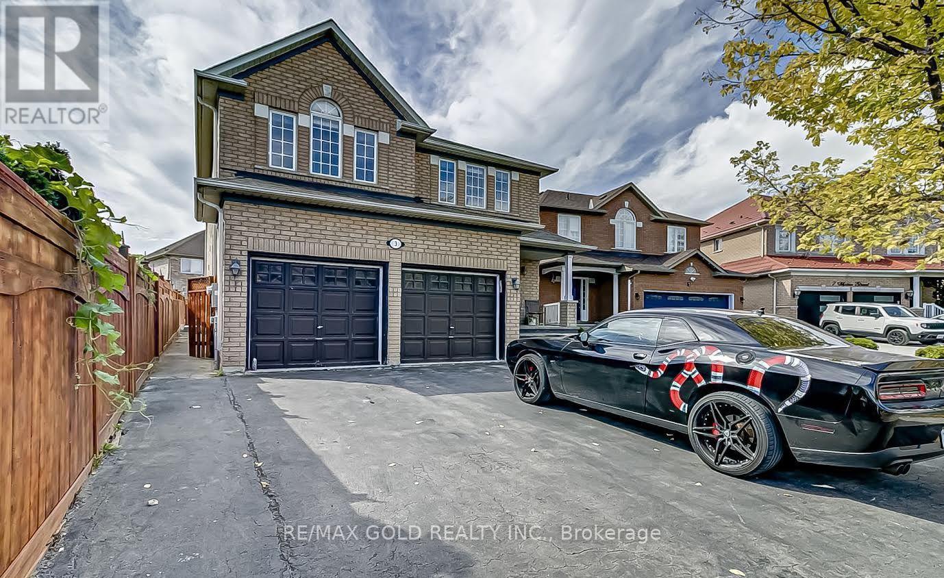 3 MARIO STREET, Brampton, Ontario