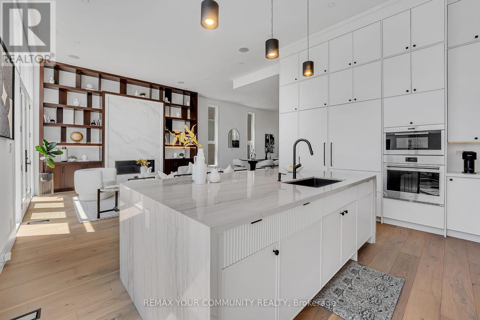 357 Glen Park Avenue, Toronto, Ontario  M6B 2E6 - Photo 14 - W14102804