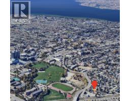 1381 Cherry Crescent E, Kelowna, British Columbia V1Y 3Y2 - Photo 4 - 10404292