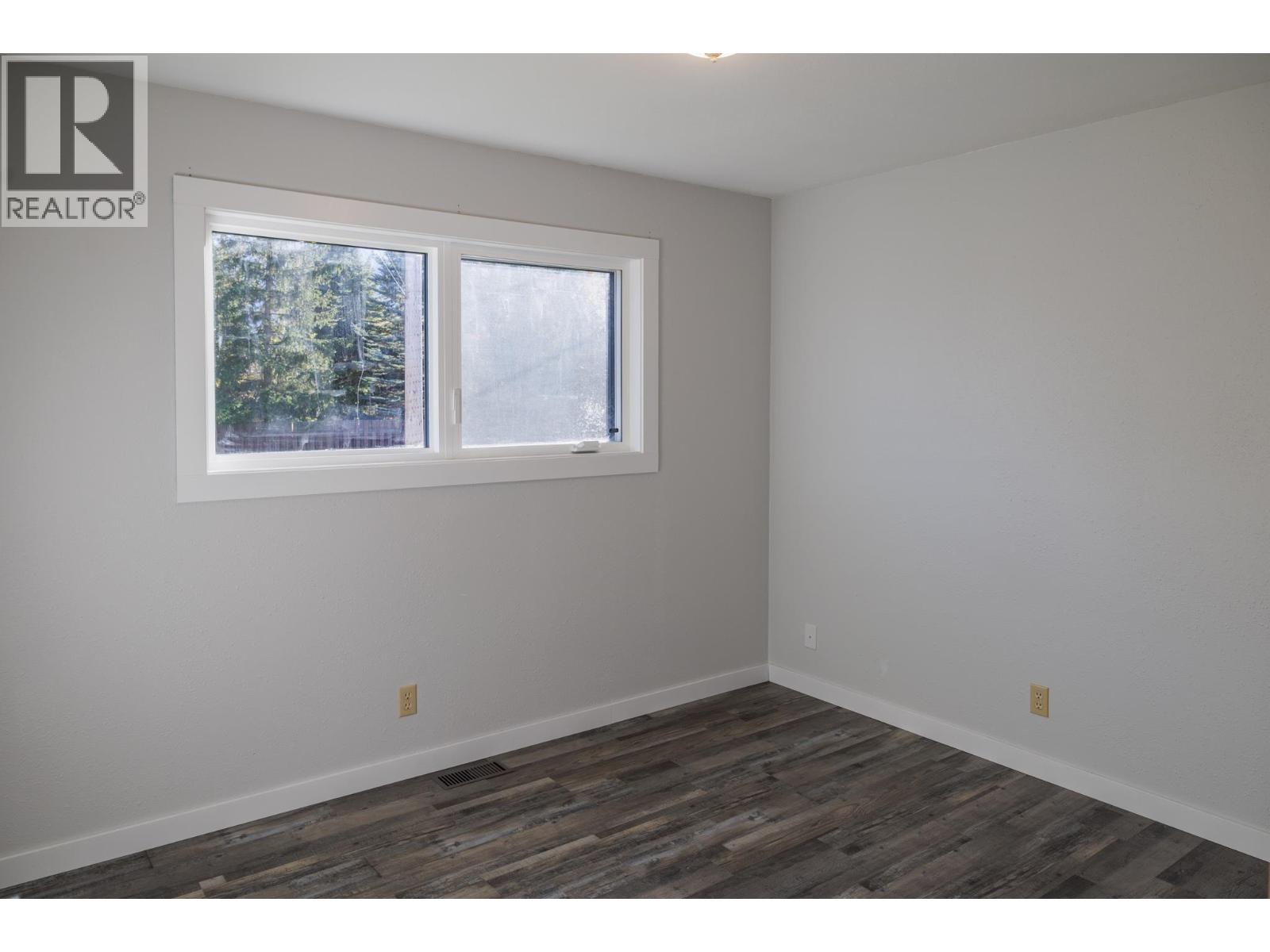 1115 Mcbride Crescent, Mcbride, British Columbia  V0J 2E0 - Photo 14 - R3177573