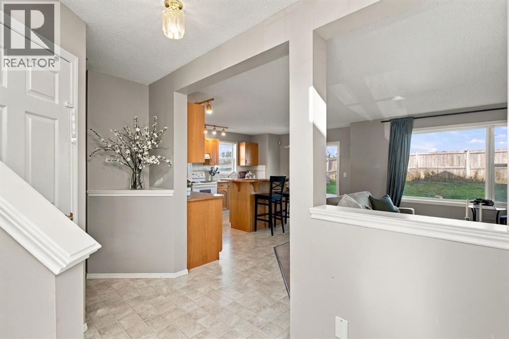 234 Chapalina Place SE, Calgary, Alberta  T2X 3P4 - Photo 5 - A2339149