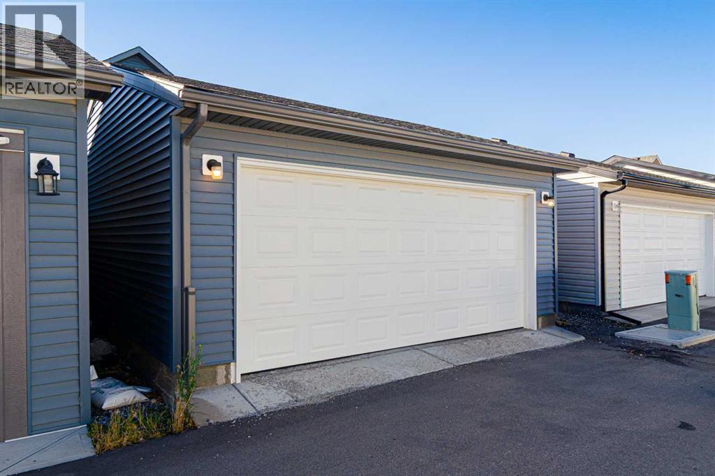 1042 Carrington Boulevard Nw, Calgary, Alberta  T3P 1L8 - Photo 29 - A2353074