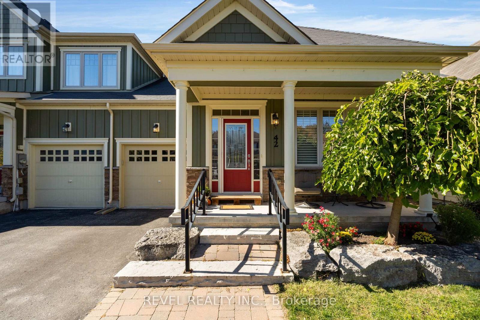 42 SANDY COAST CRESCENT, Wasaga Beach, Ontario