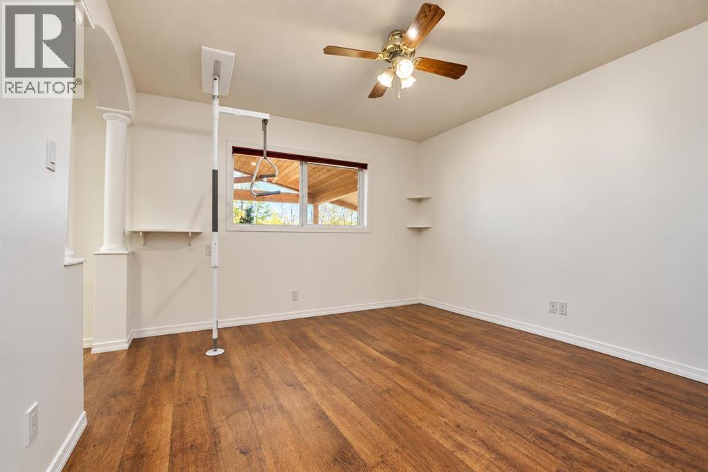 44043 714 Township