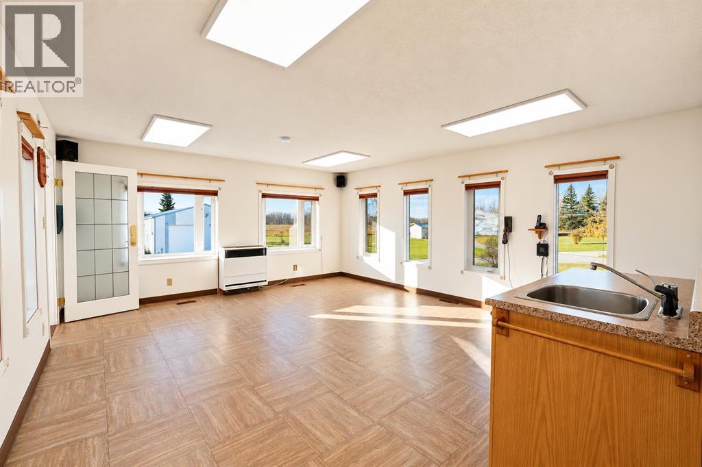 44043 714 Township