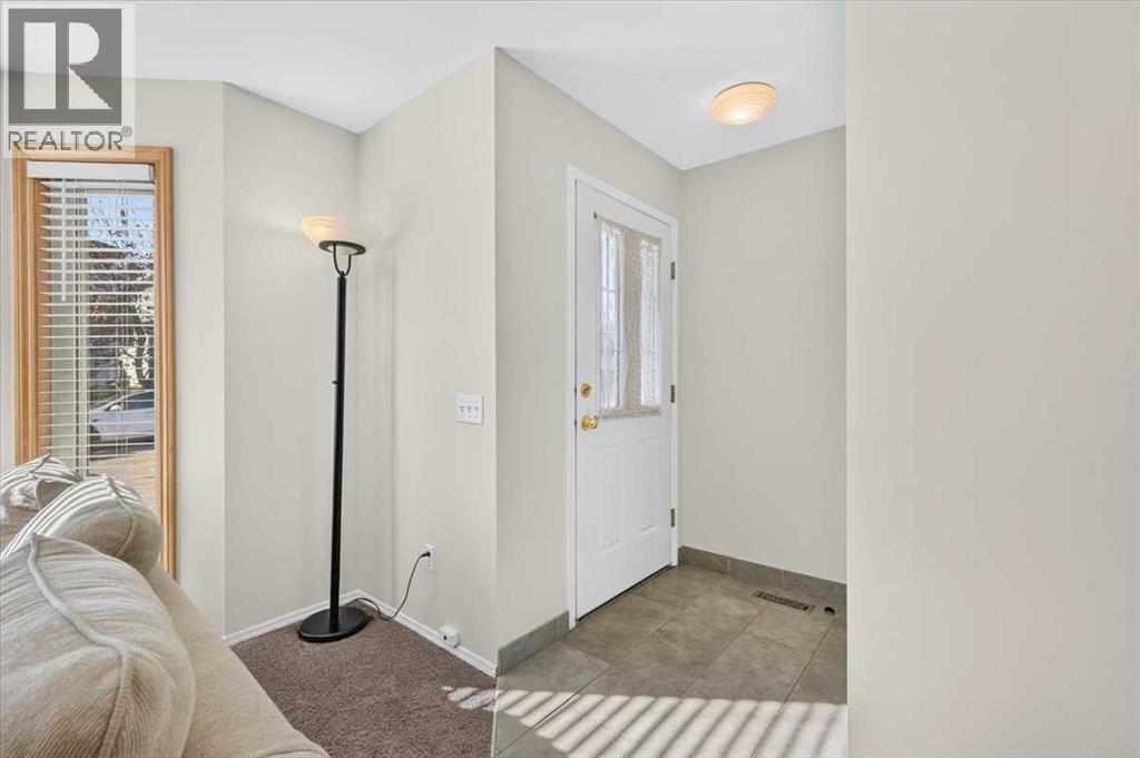 85 River Rock Circle SE, Calgary, Alberta  T2C 4C3 - Photo 3 - A2353630
