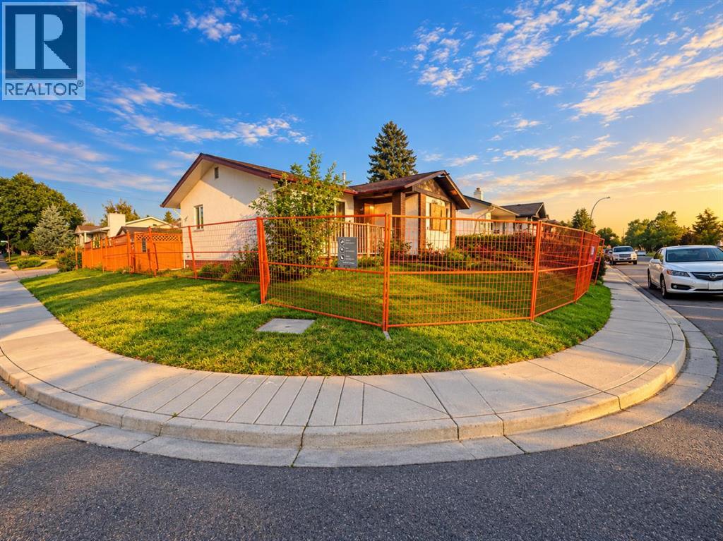 3040 Rundleside Drive NE, calgary, Alberta