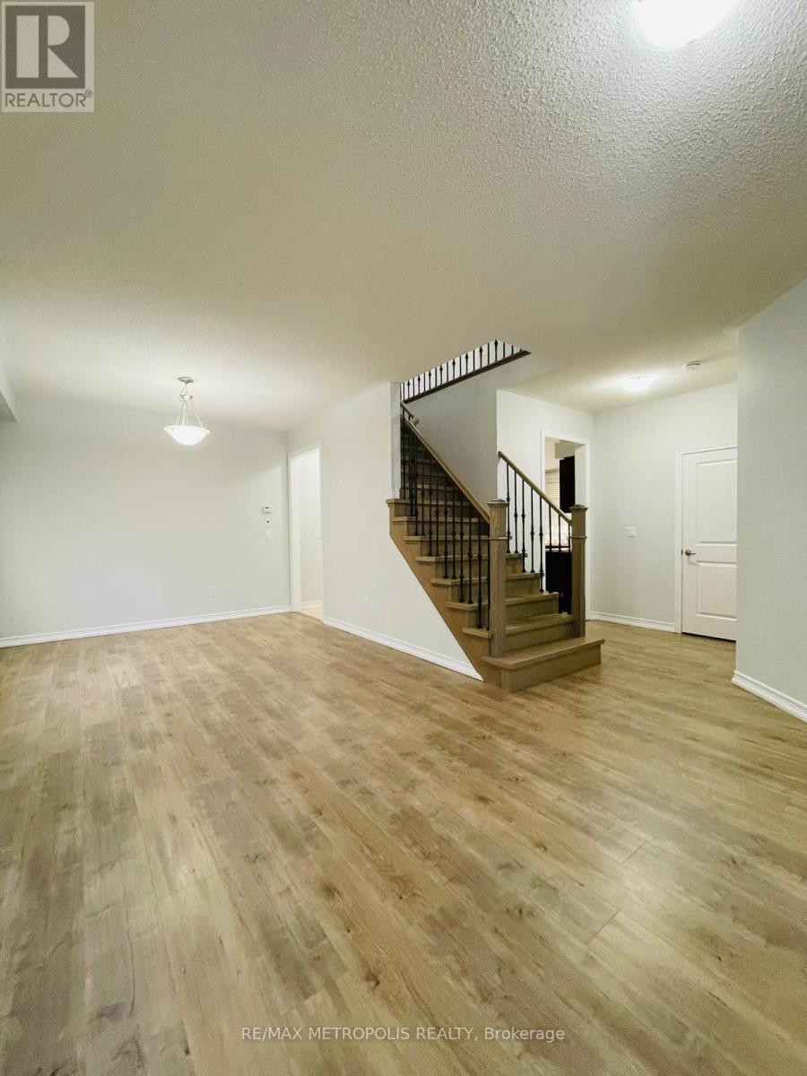 10 Barchard Street, Clarington, Ontario  L1B 1G9 - Photo 7 - E14104640