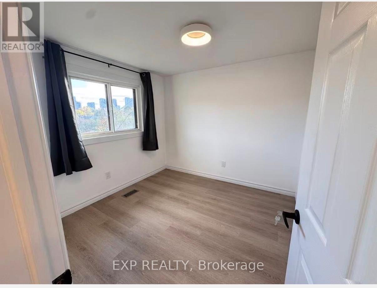 2nd Floor - 15 Neddie Drive, Toronto, Ontario  M1T 2S9 - Photo 6 - E14104656