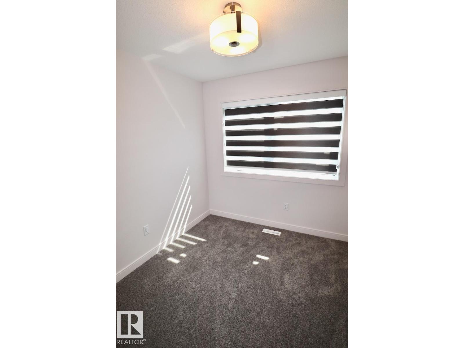 10820 86 Av Nw Nw, Edmonton, Alberta  T6E 2N2 - Photo 11 - E4500122