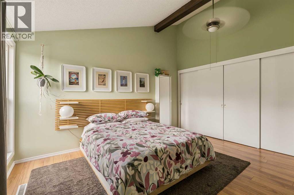 118 Brae Glen Lane SW, Calgary, Alberta  T2W 1B6 - Photo 16 - A2348717