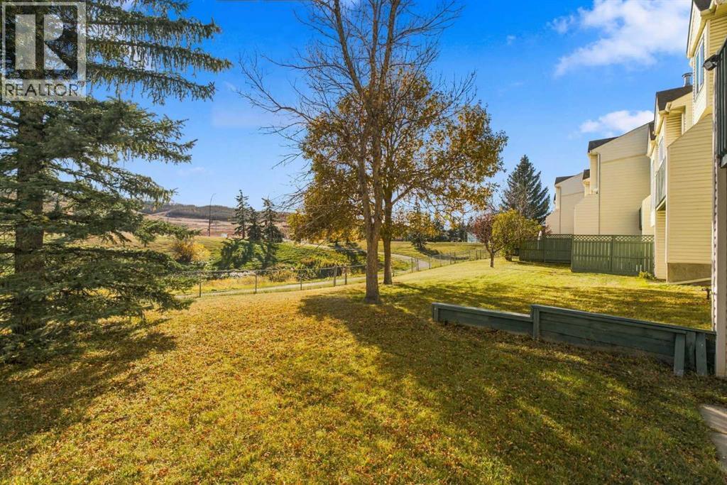 309 Sandringham Road NW, Calgary, Alberta  T3K 3Z1 - Photo 22 - A2353352