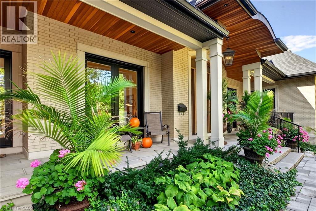 368 Fourth Line, Oakville, Ontario  L6J 5A8 - Photo 4 - 40870755