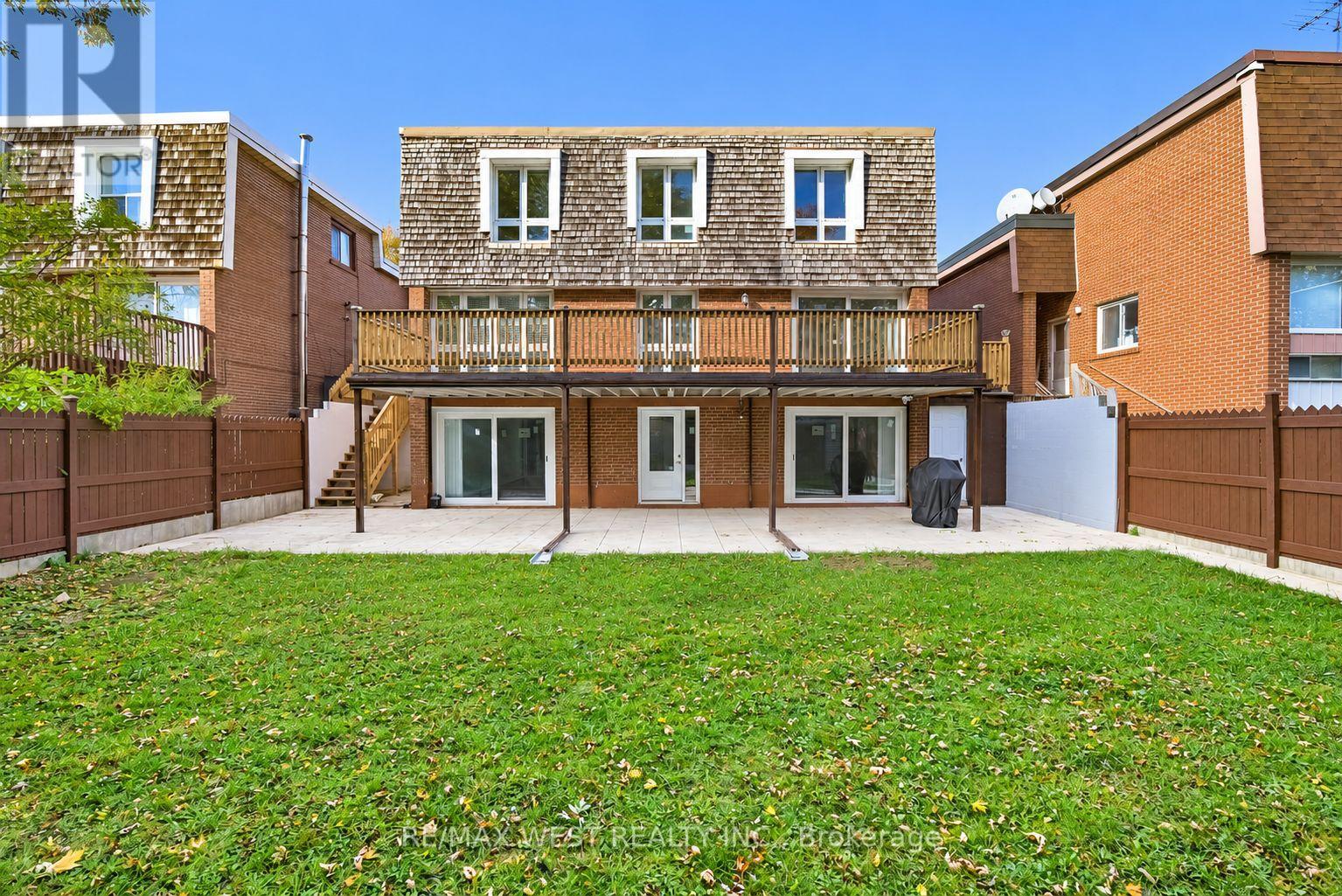 42 Masseygrove Crescent, Toronto, Ontario  M9V 3C9 - Photo 17 - W14104584