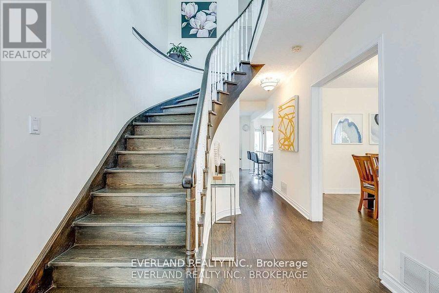 249 Nottingham Dr Drive, Oakville, Ontario  L6H 4H9 - Photo 13 - W14104662