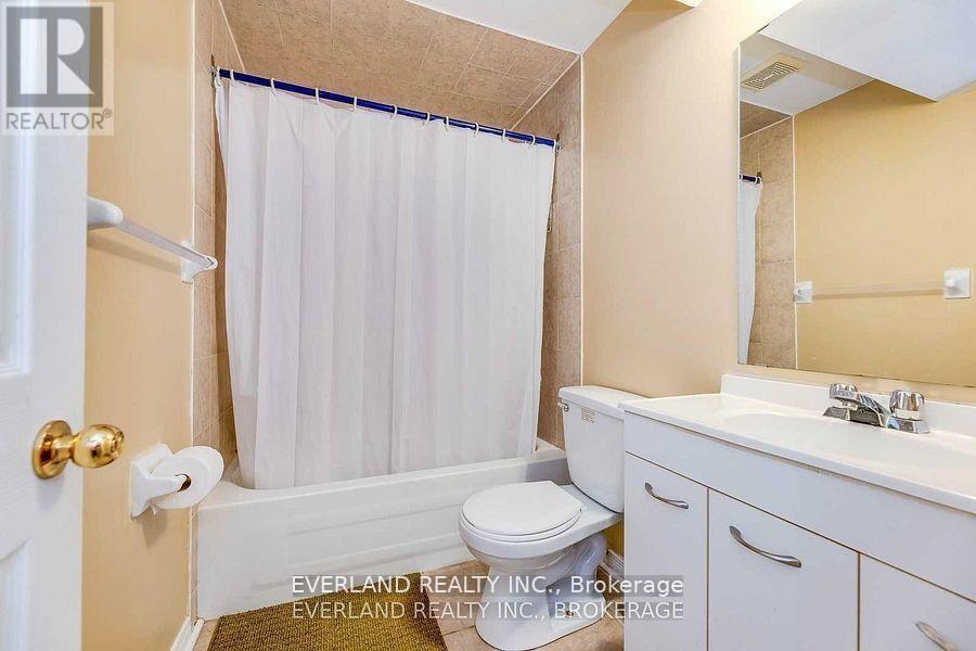 249 Nottingham Dr Drive, Oakville, Ontario  L6H 4H9 - Photo 19 - W14104662