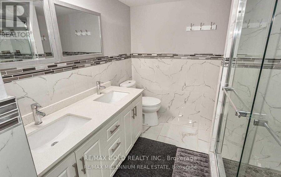 7 Vetch Street, Brampton, Ontario  L6Y 0E3 - Photo 43 - W14102372