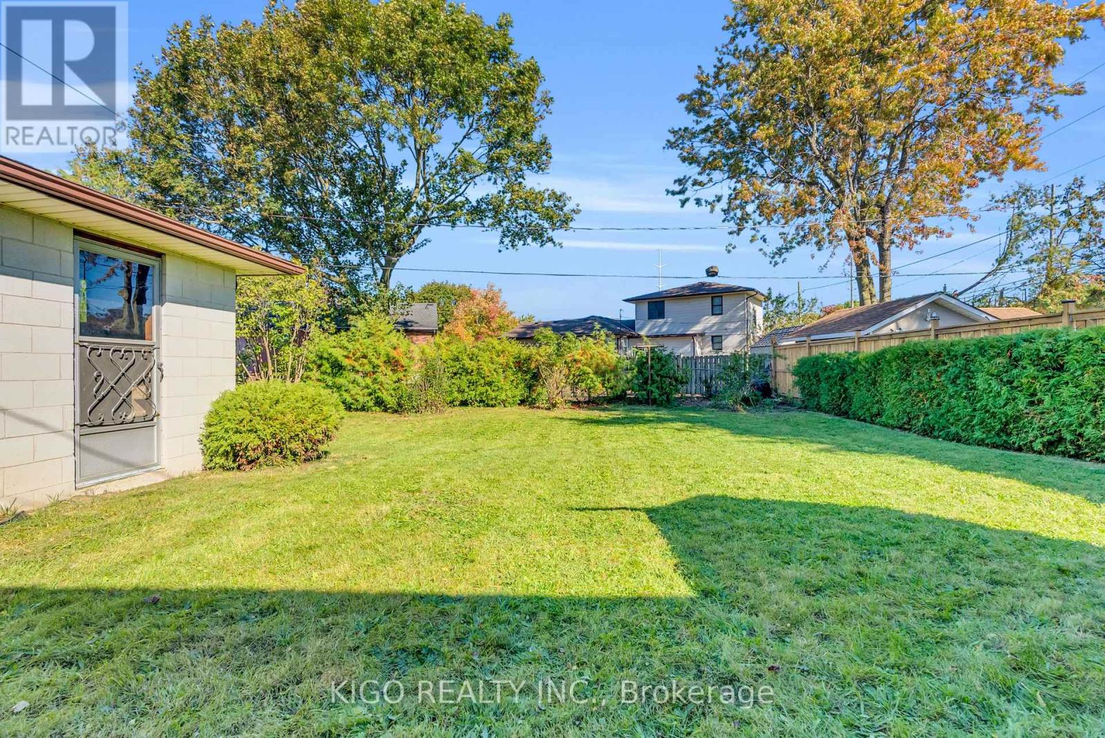 54 Tweedsmuir Avenue, London East, Ontario  N5W 1K7 - Photo 32 - X14104066