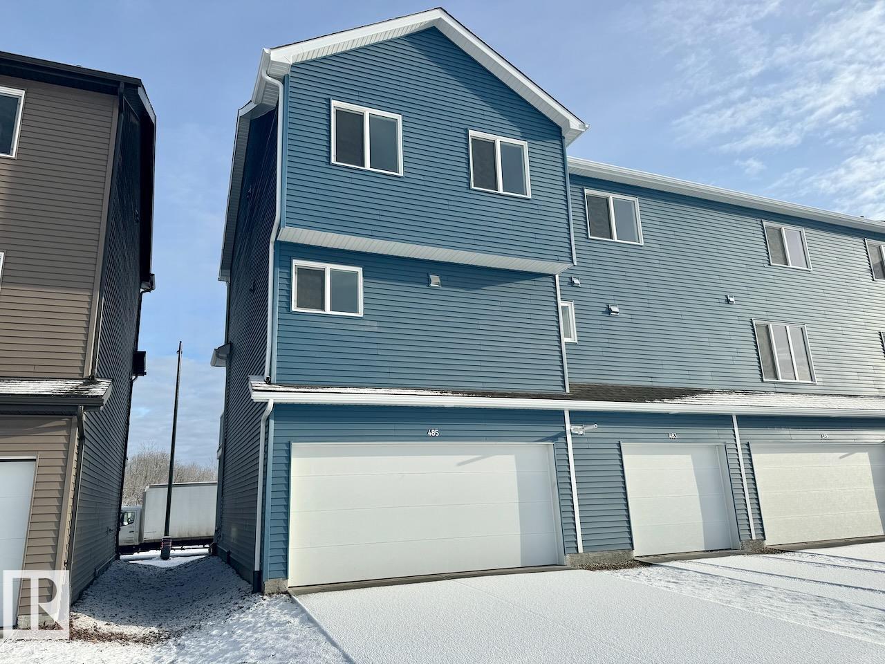 485 DESROCHERS BV SW SW