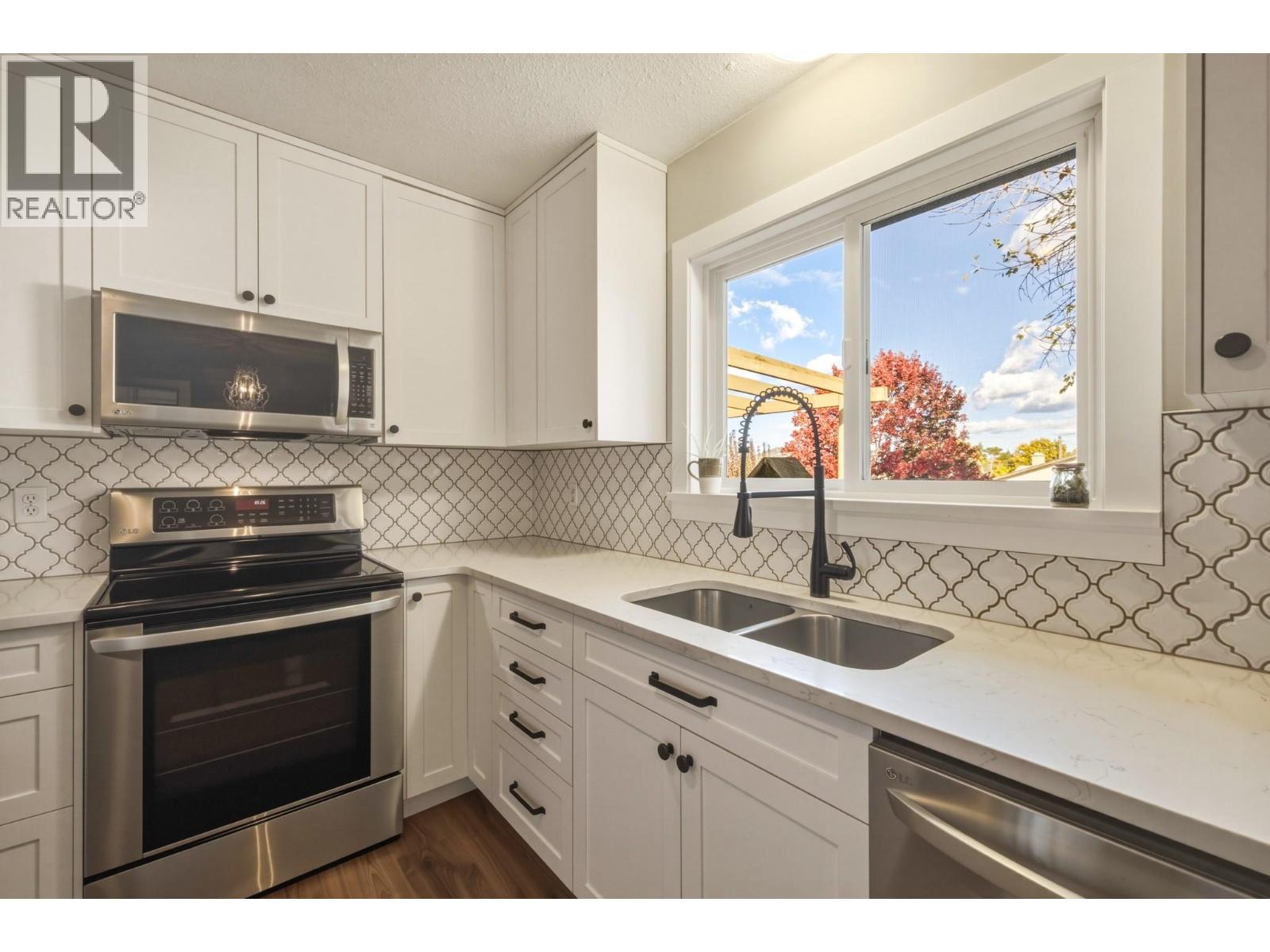 4850 Chatham Road, Kelowna, British Columbia  V1X 6M2 - Photo 6 - 10404087