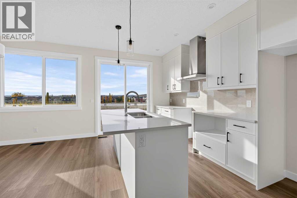 165 Silver Spruce Road SW, Calgary, Alberta  T2X 6L3 - Photo 9 - A2349974