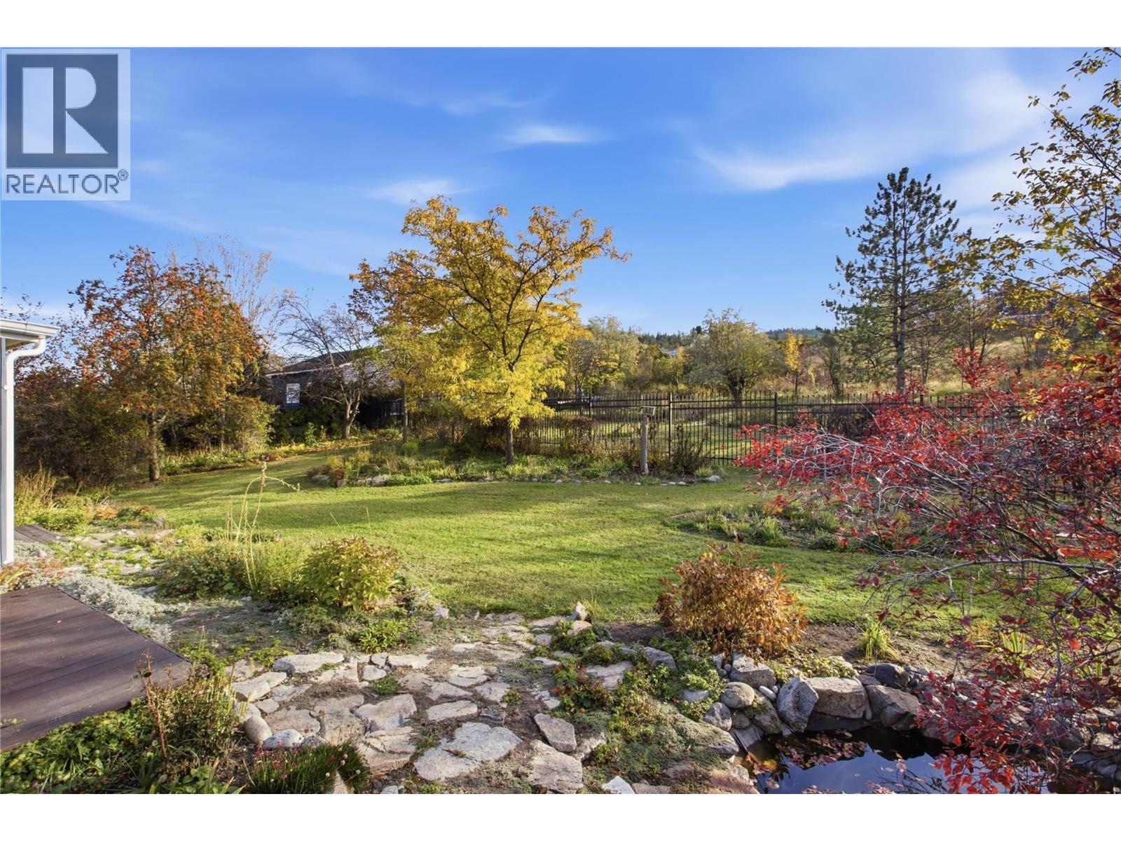 6105 Meadowland Crescent N, Kamloops, British Columbia  V2C 5J1 - Photo 11 - 10404265