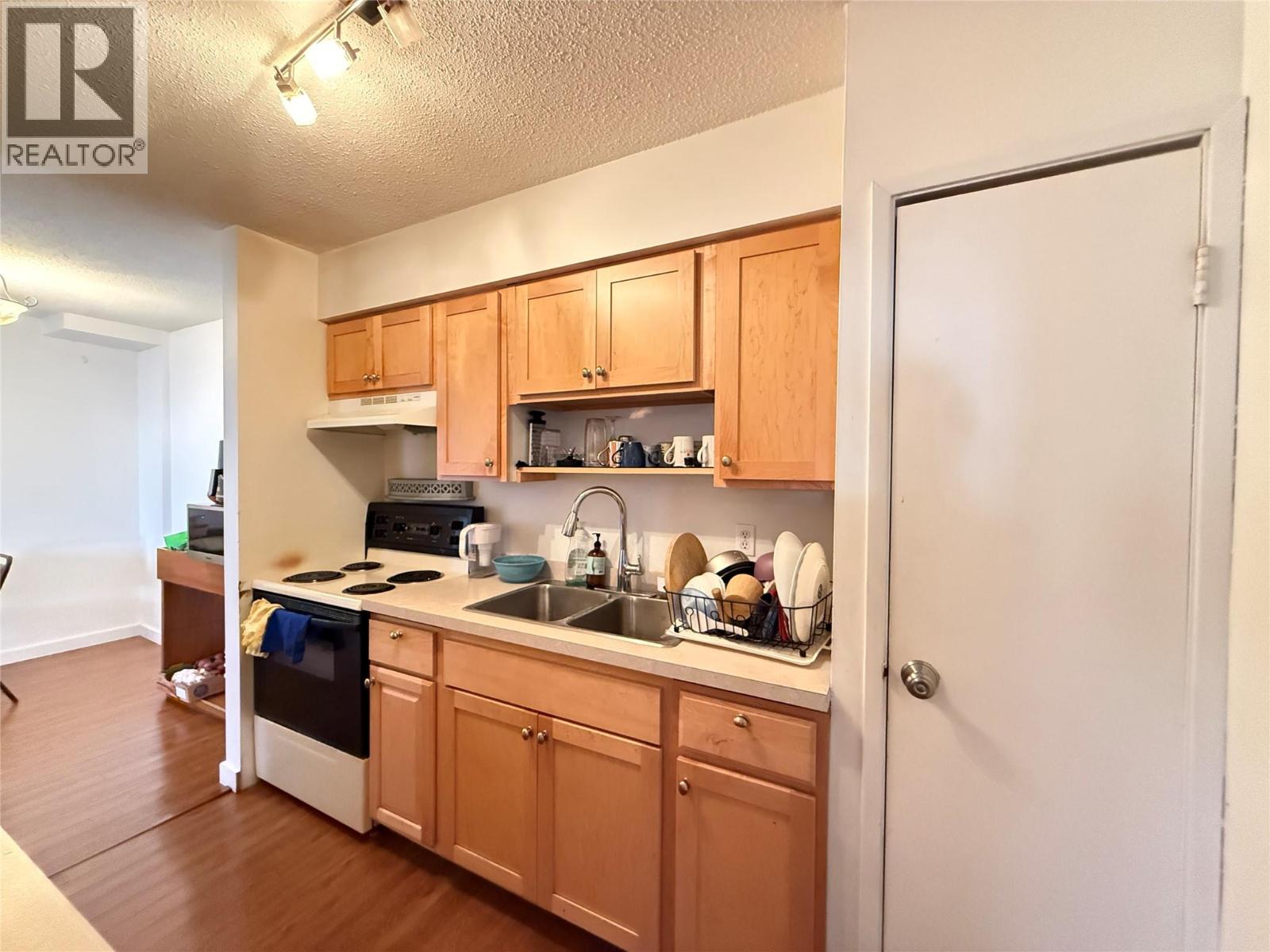 403 Richards Street W, Nelson, British Columbia  V1L 3K2 - Photo 16 - 10404193