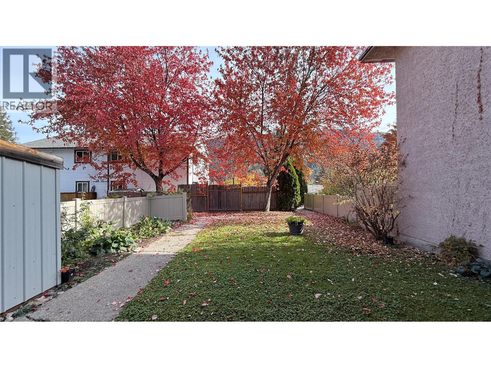 403 Richards Street W, Nelson, British Columbia  V1L 3K2 - Photo 8 - 10404193