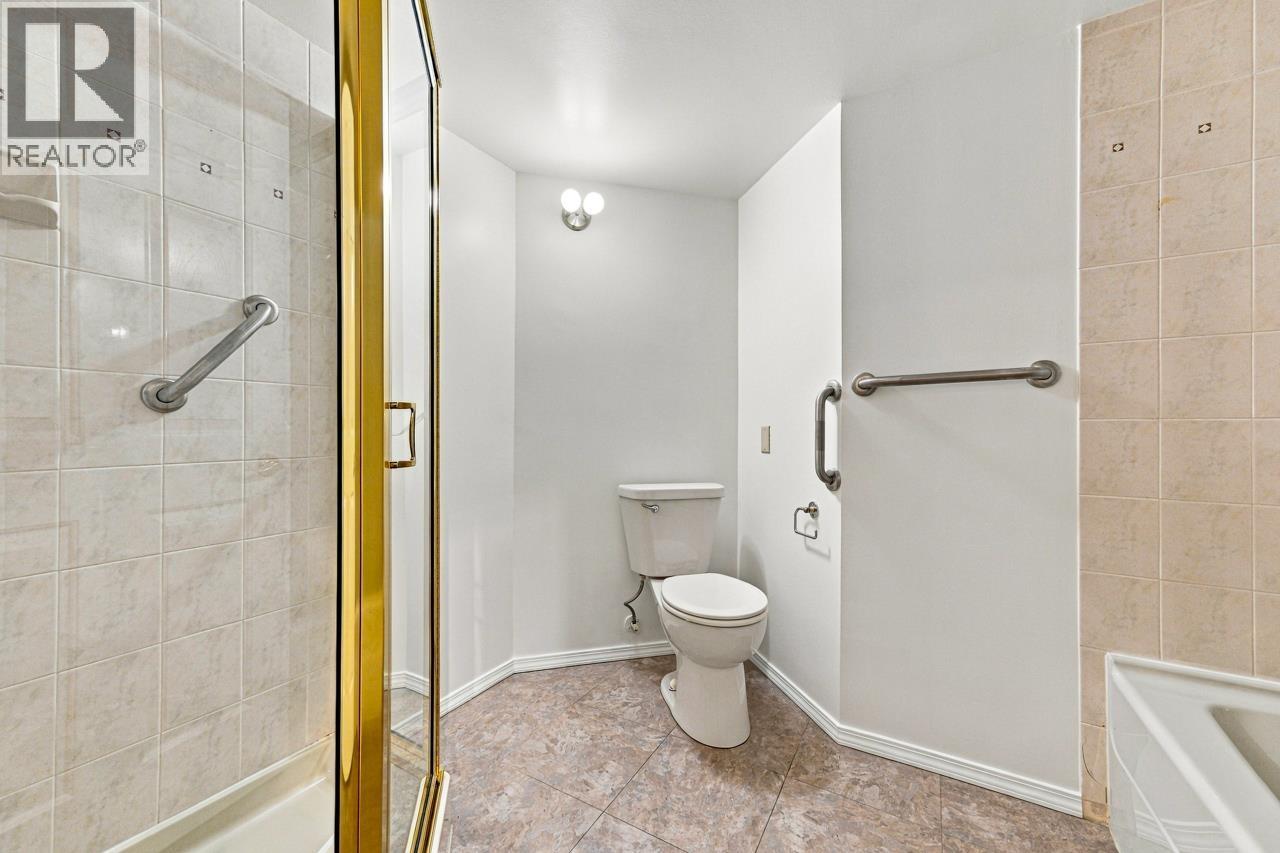 214 121 W 29 Street, North Vancouver, British Columbia  V7N 4L6 - Photo 18 - R3177586