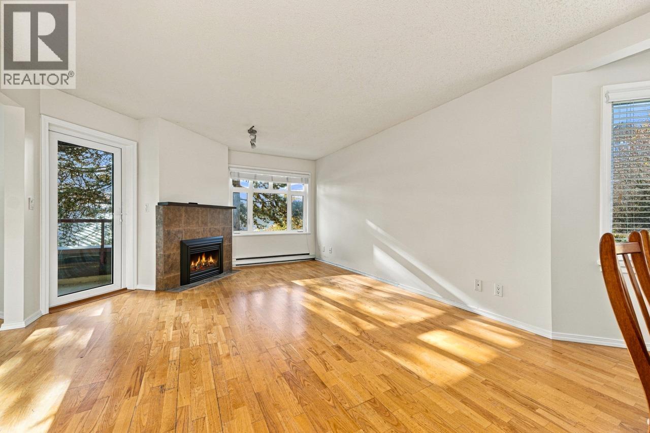 214 121 W 29 Street, North Vancouver, British Columbia  V7N 4L6 - Photo 4 - R3177586