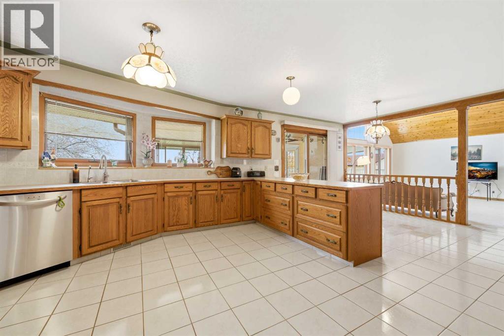 230094 Range Road 285, Rural Rocky View County, Alberta  T1X 0H1 - Photo 10 - A2353776