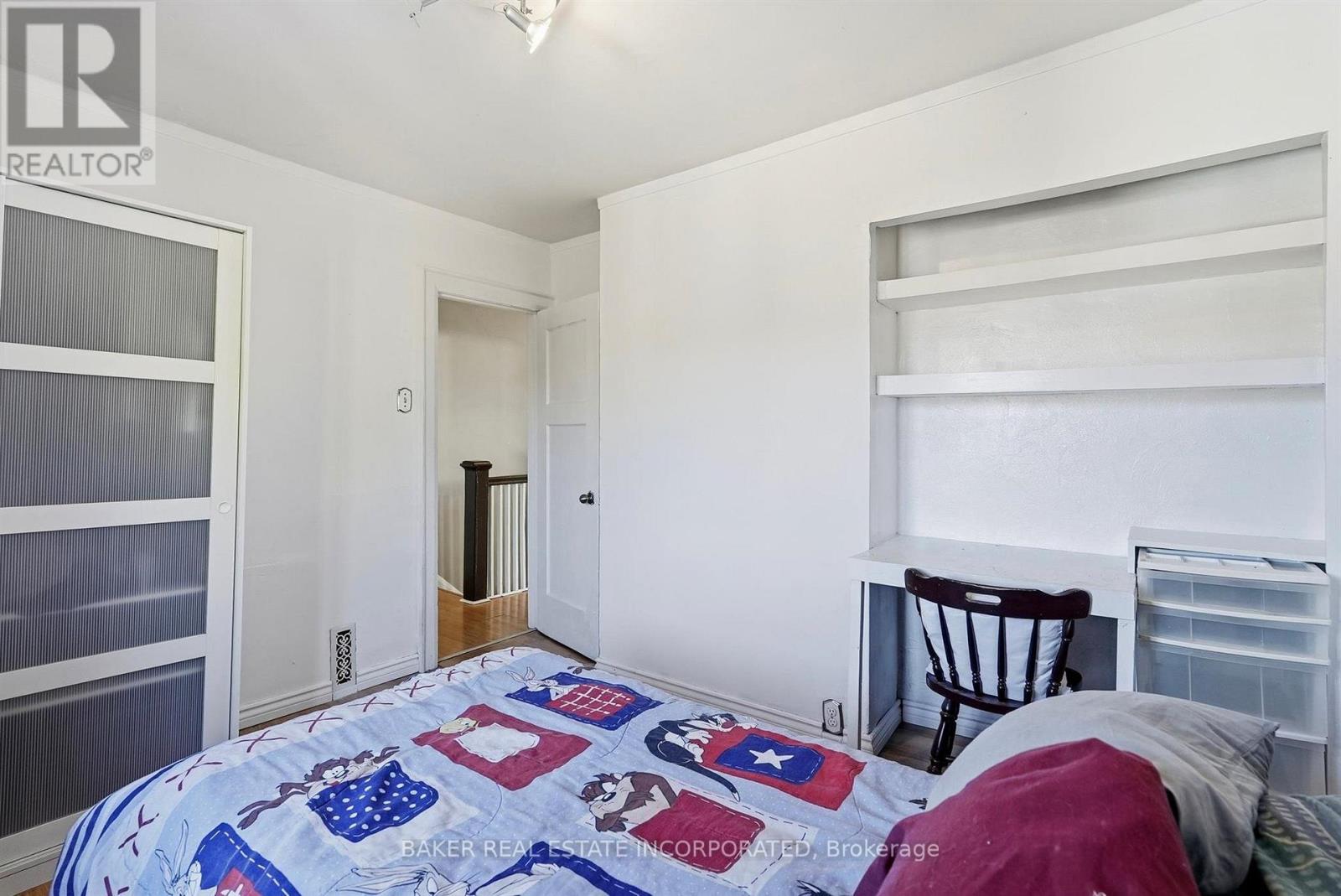 1867 Dufferin Street, Toronto, Ontario  M6E 3P5 - Photo 24 - C14103250
