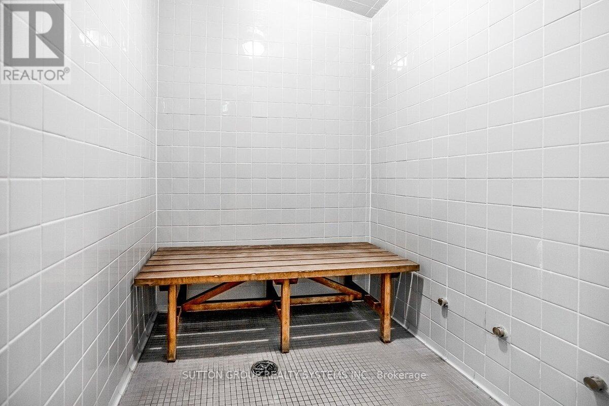 505 - 3939 Duke Of York Boulevard, Mississauga (City Centre), Ontario  L5B 4N2 - Photo 30 - W14104688
