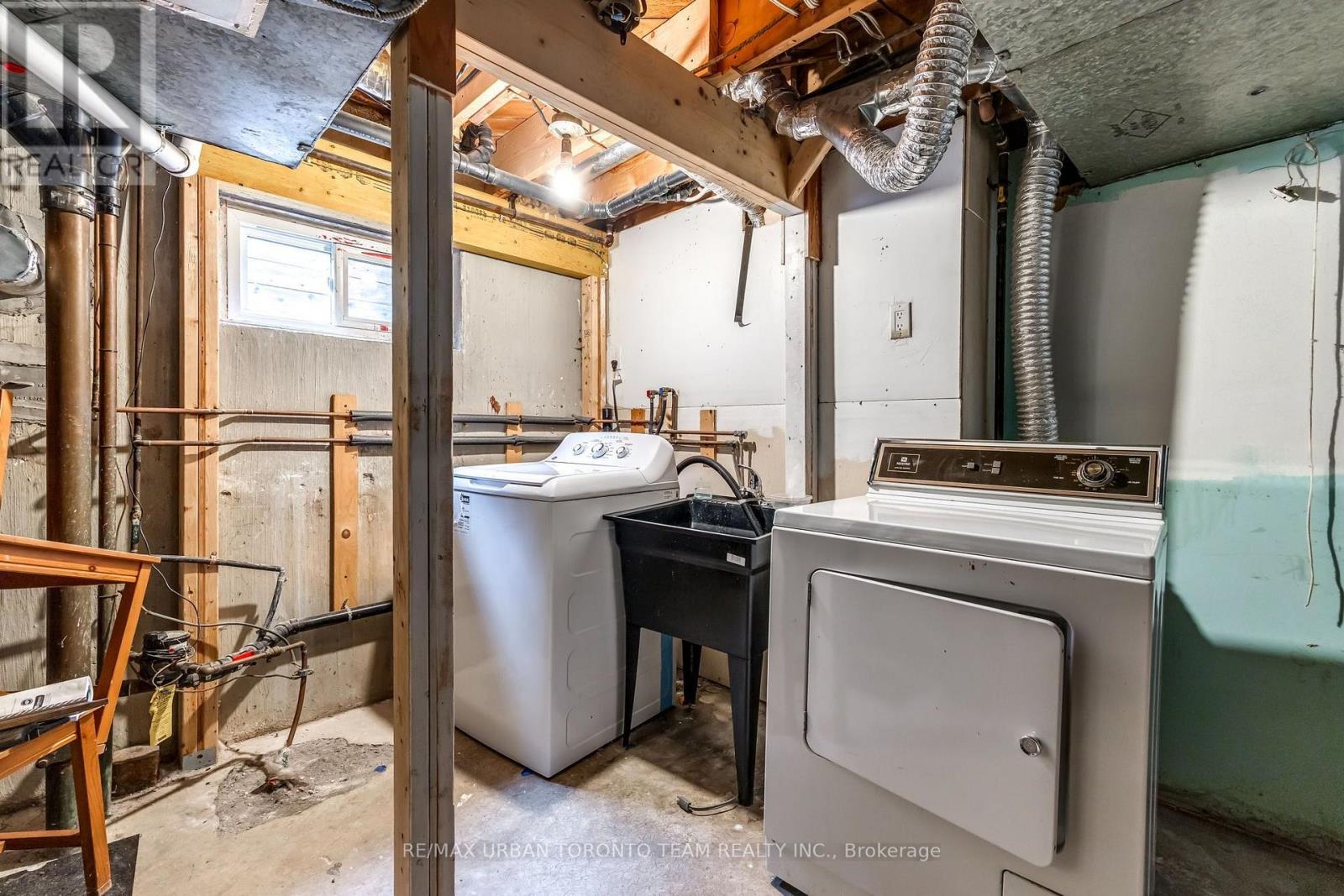 23 Wishart Place, Toronto, Ontario  M3L 1P9 - Photo 33 - W14104690