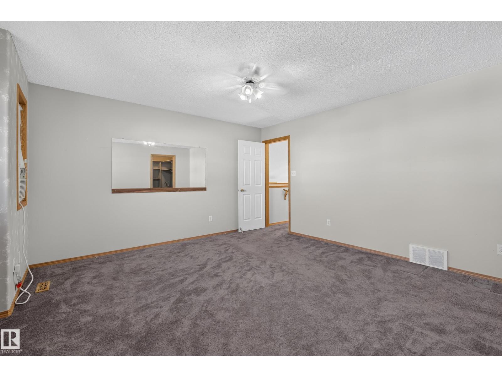 4615 151 AV NW