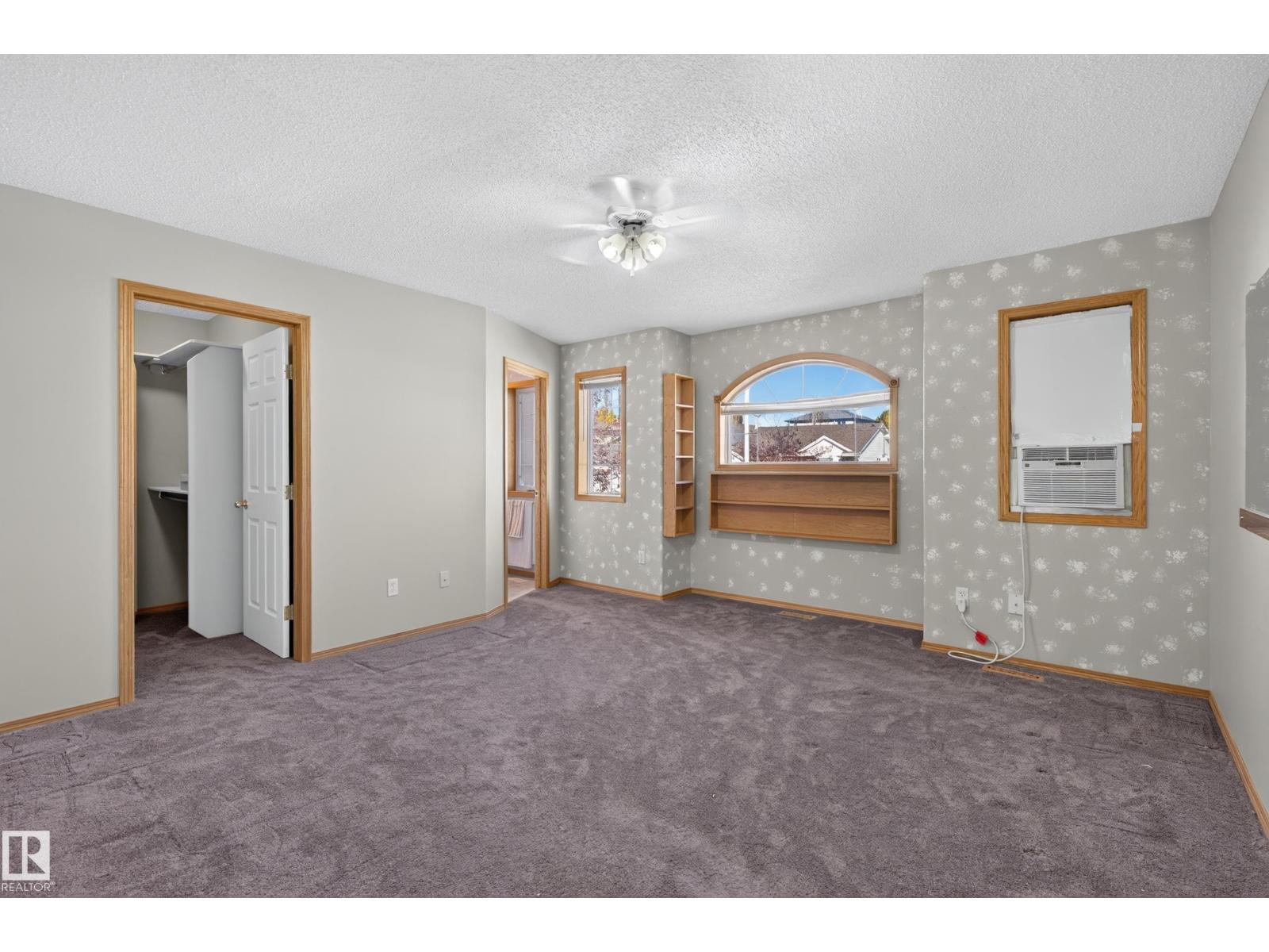 4615 151 AV NW