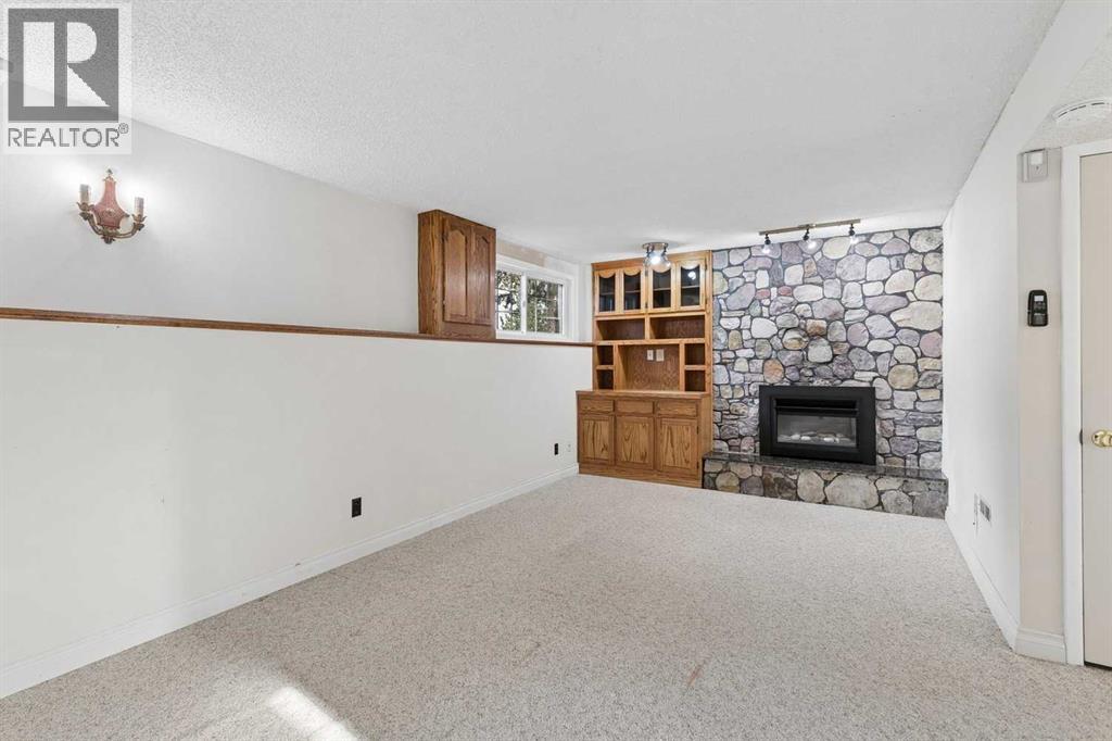 808 Stonehaven Road SW, Calgary, Alberta  T2W 0P6 - Photo 25 - A2353771