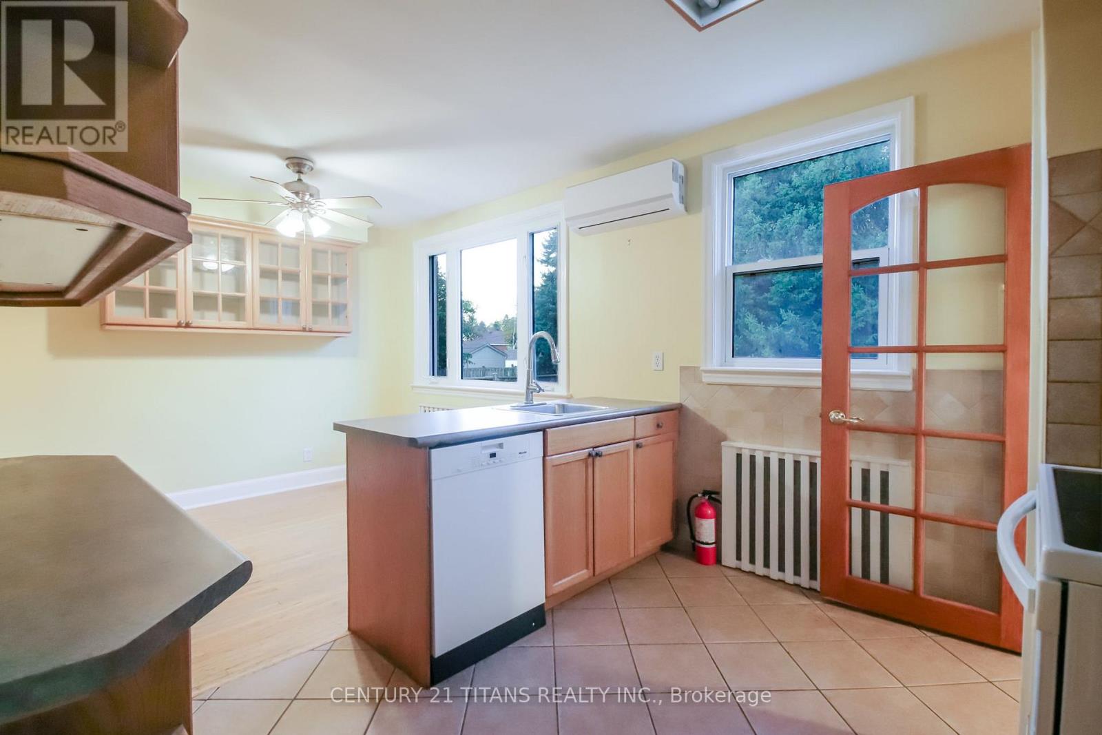 172 Phyllis Avenue, Toronto, Ontario  M1M 1Y8 - Photo 19 - E14104266