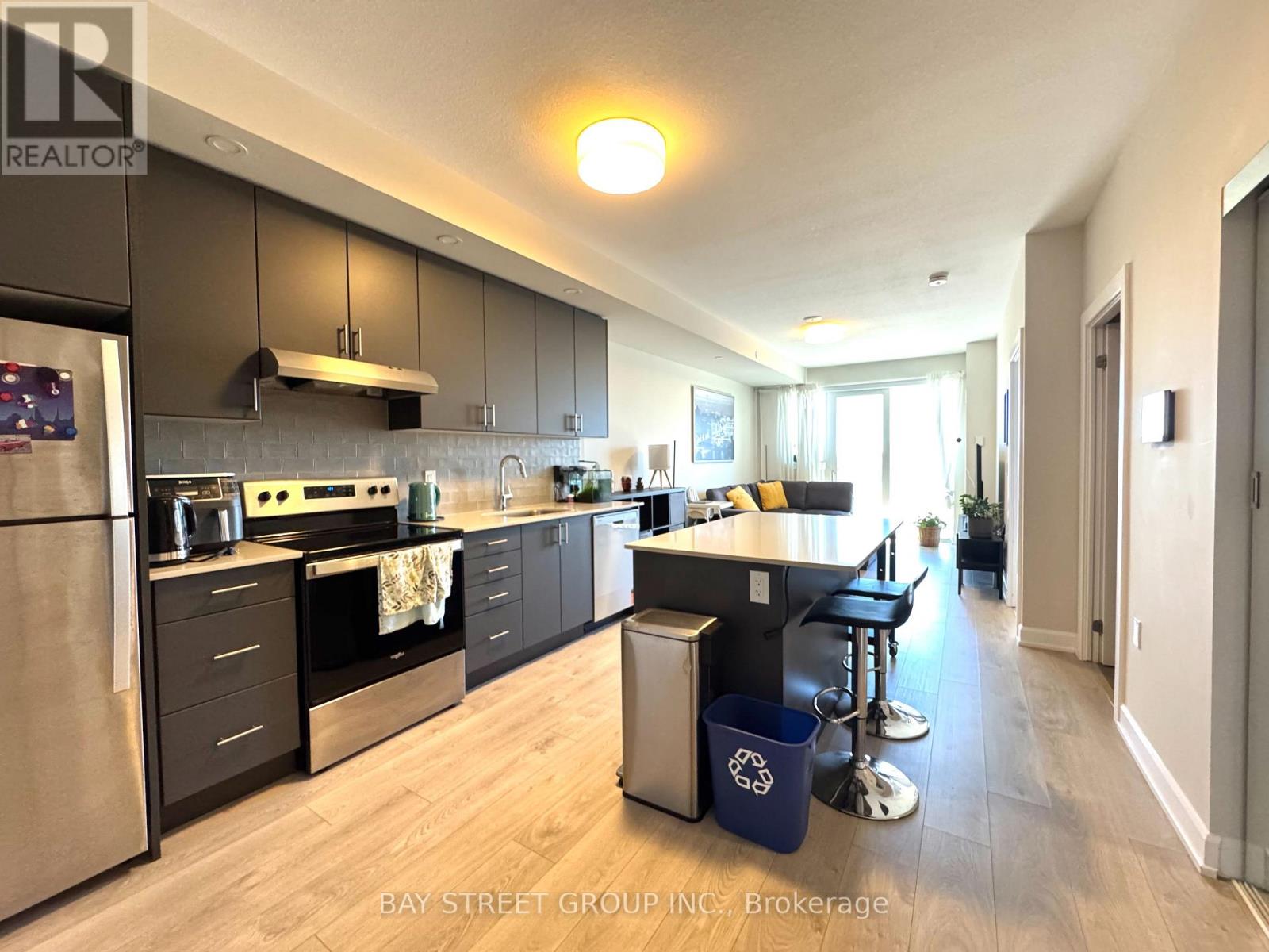 315 - 3200 William Coltson Avenue, Oakville, Ontario  L6H 7W6 - Photo 4 - W14084136