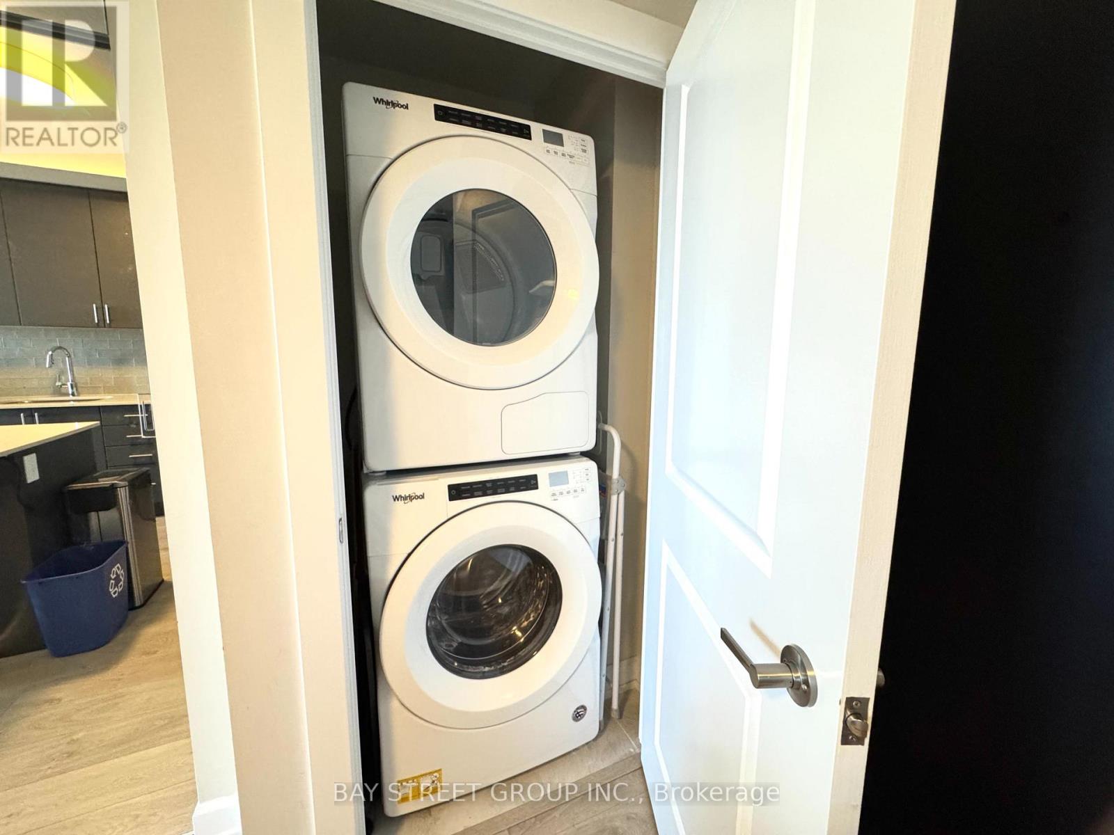 315 - 3200 William Coltson Avenue, Oakville, Ontario  L6H 7W6 - Photo 8 - W14084136