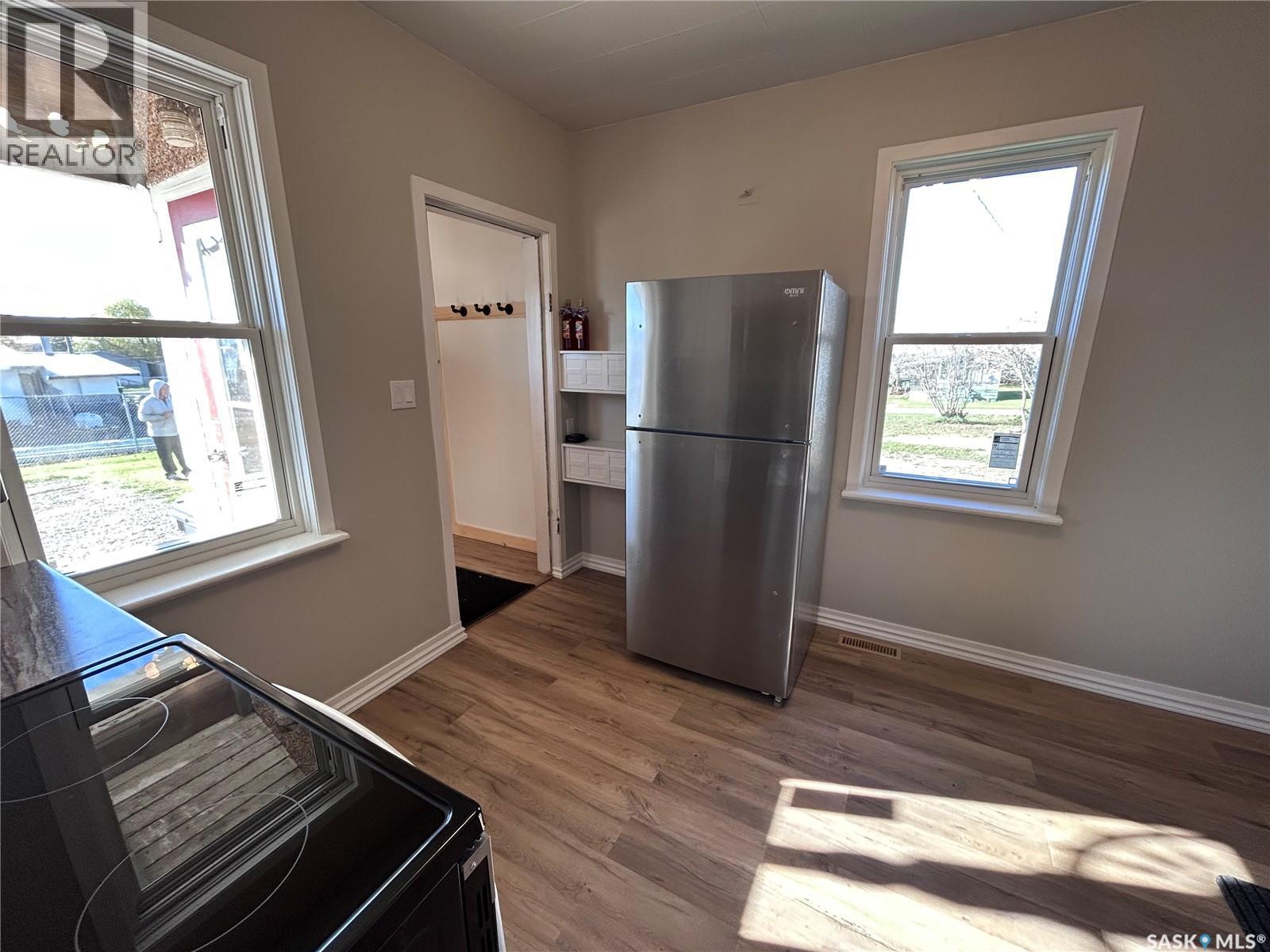 315 3rd Street, Frobisher, Saskatchewan  S0C 0Y0 - Photo 11 - SK051670