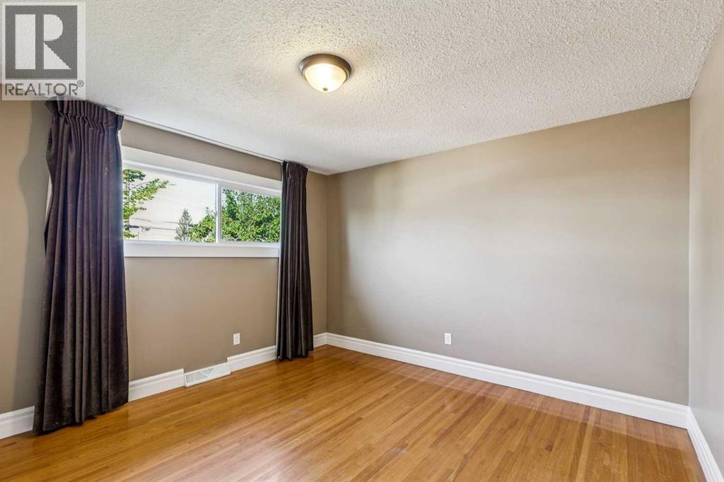 1101 42 Street Sw, Calgary, Alberta  T3C 1Z2 - Photo 25 - A2349814