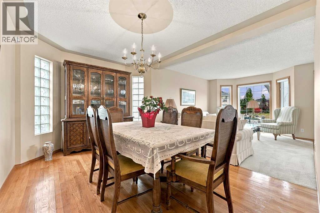 31 Hampstead Close NW, Calgary, Alberta  T3A 5H9 - Photo 11 - A2352634