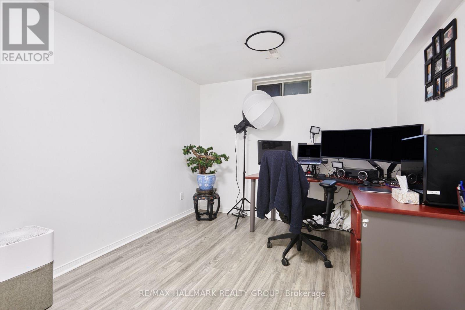 8 Masonbrook Street, Ottawa, Ontario  K2J 4C4 - Photo 11 - X14104752