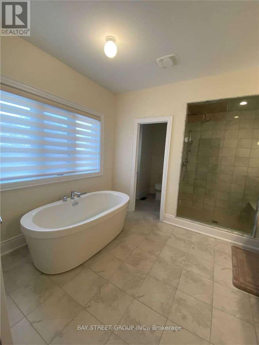 28 Macdonald Court, Richmond Hill, Ontario  L4E 1E9 - Photo 16 - N14102960