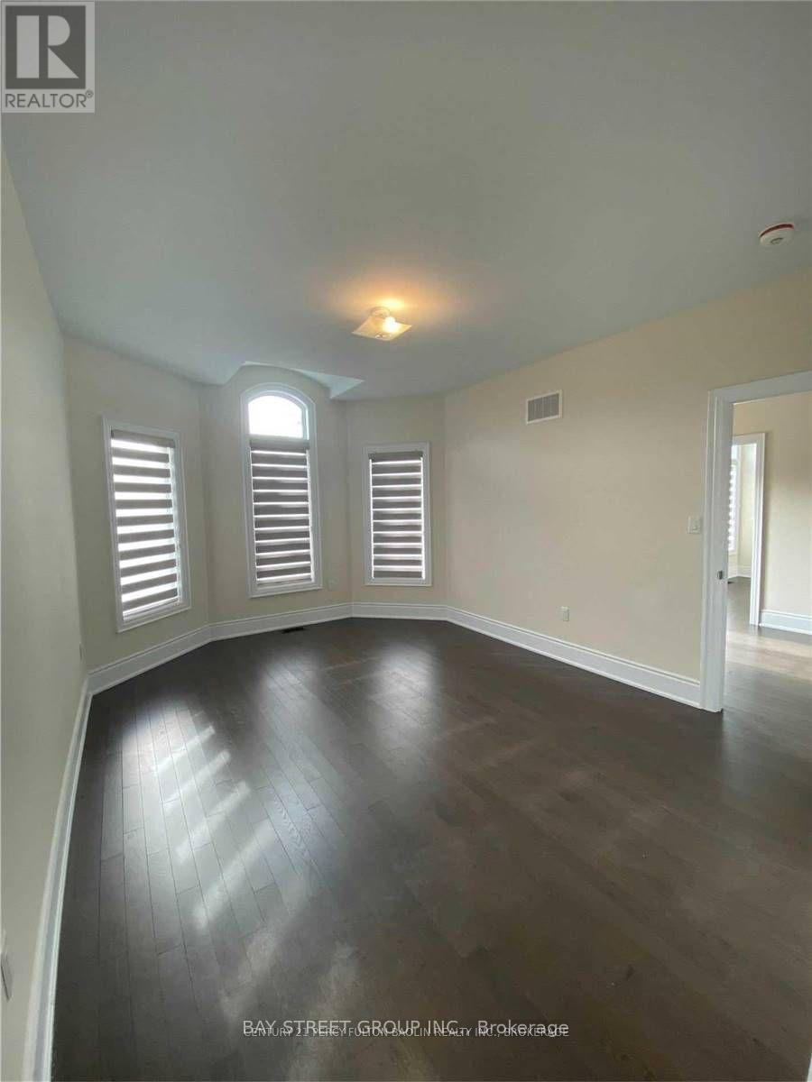 28 Macdonald Court, Richmond Hill, Ontario  L4E 1E9 - Photo 21 - N14102960