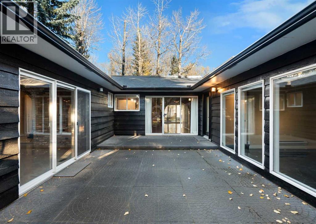 7132 Bow Crescent NW, Calgary, Alberta  T3B 2B9 - Photo 26 - A2353913